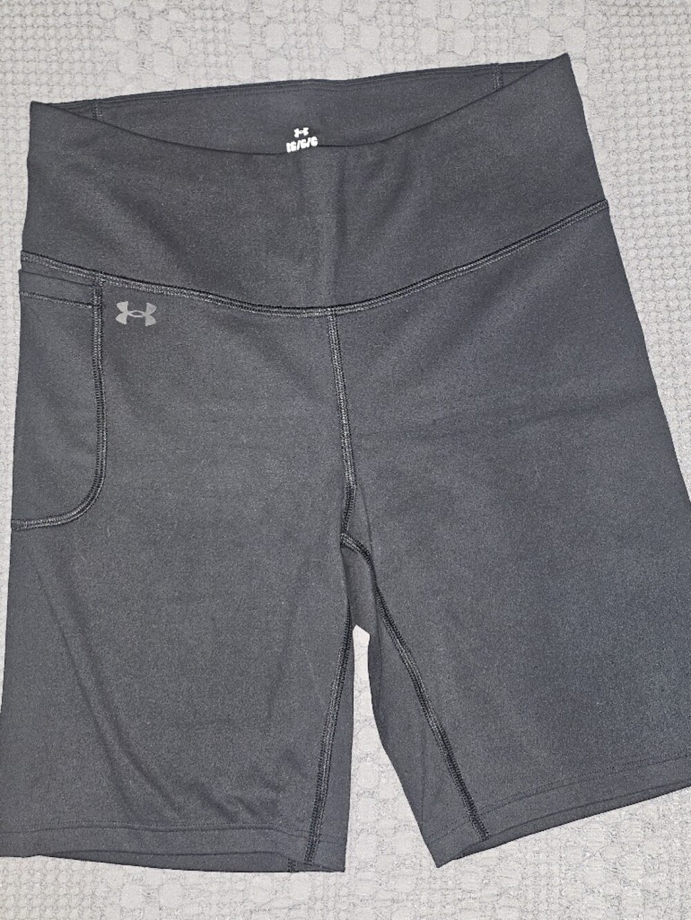 Under Armour Women's Black Compression Bike Shorts